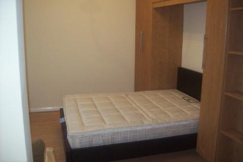 Brompton Park Crescent One bedroom flat For rent three bedroom house Stratford