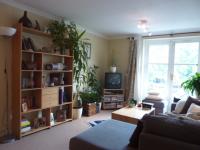 Two Bedroom Flat to Let in Brompton Park Crescent,