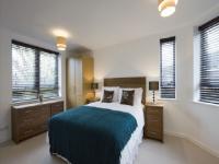Two bedroom flat to rent, Chiswick High Road, W4