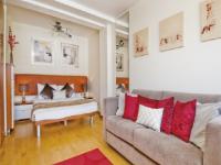 Flat to Rent, Roland Gardens, London, SW7