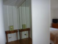 Two bedroom flat for rent, Brompton Park Crescent