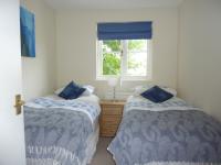 Two bedroom flat for rent Brompton Park Crescent