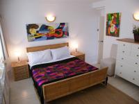 Two Bedroom Apartment for Rent, Devonshire Street, London, W1W 5EB